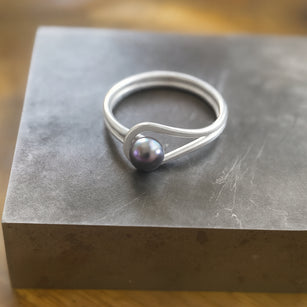 Workshop | The Creative Craft Show/The Scottish Quilting Show: Glasgow Spring 2026 | ARGENTIUM SILVER PEARL RING with Elizabeth Hunt - Thursday 5th March 2026 - 14.45pm