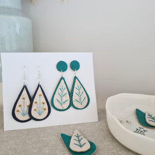 Workshop | The Creative Craft Show/Sewing For Pleasure Winter/Simply Christmas/Birmingham /Autumn/2026 | CORK LEATHER EMBROIDERED JEWELLERY with Donna Davies, Make Your Own Happy Saturday 7th November 10.00am
