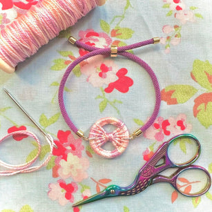 Workshop | Creative Craft and The Stitching Show: Farnborough - Autumn 2025 | ADJUSTABLE DORSET BUTTON BOW BRACELET with Gini’s Dorset Buttons - Friday 5th September 2025 - 13.45pm