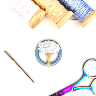 Workshop | The Creative Craft Show: Farnborough International | Sunday 3rd September -DORSET BUTTON AUTUMN TREE BROOCH with Gini’s Dorset Buttons- 10.15