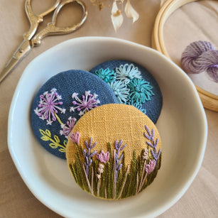 Workshop | The Creative Craft Show / Sewing for Pleasure / Fashion & Embroidery, Birmingham NEC - Spring 2026 | EMBROIDERED BROOCHES with Donna Davies - Thursday 12th March 2026 9.45am