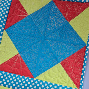 Workshop | The Creative Craft Show/Sewing For Pleasure Winter/Simply Christmas/Birmingham /Autumn/2026 | FREE MOTION QUILTING FOR THE TERRIFIED with Sarah Payne - Friday 6th November 1.15pm