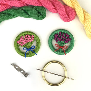 Workshop | Creative Craft Show / The Stitch Show: Exeter - Autumn 2024 | DORSET BUTTON POSY BROOCH  with Gini’s Dorset Buttons - Thursday 26th September 2024 11.45am