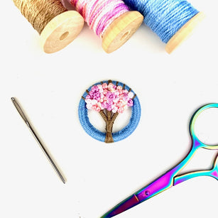 Workshop | The Creative Craft Show/The Scottish Quilting Show: Glasgow Spring 2026 | SPRING BLOSSOM TREE DORSET BUTTON BROOCH with Gini Armitage, Gini’s Dorset Buttons - Saturday 7th March 2026 - 3.15pm