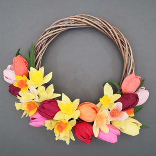 Workshop | The Creative Craft Show / Sewing for Pleasure / Fashion & Embroidery, Birmingham NEC - Spring 2025 | SPRING PAPER FLOWERS WREATH MASTERCLASS with Paula Milner – The Crafty Lass - Sunday 16th March 2025