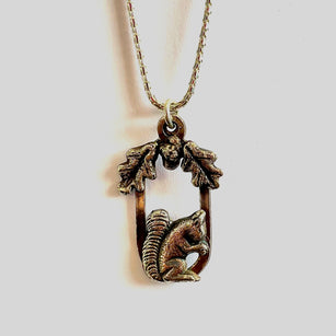 Workshop | The Creative Craft Show/Simply Christmas: Glasgow Autumn 2026 | SQUIRREL AWAY FINE SILVER PENDANT with Tracey Spurgin - Thursday 22nd October 2026 - 2.15pm