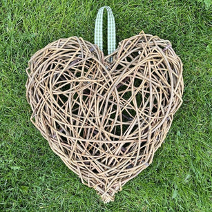 Workshop | The Creative Craft Show / Sewing for Pleasure / Fashion & Embroidery, Birmingham NEC - Spring 2025 | WILLOW HEART with Rachel Harwood - Friday 14th March 2025 - 11.15am