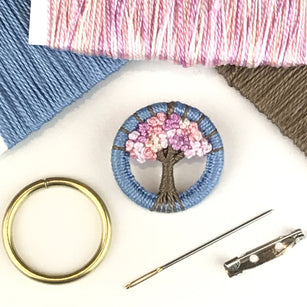Workshop | The Creative Craft Show/The Scottish Quilting Show: Glasgow Spring 2024 | DORSET BUTTON BLOSSOM TREE BROOCH-Gini’s Dorset Buttons - Saturday 9th March 2024 - 15.15